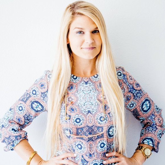 Meet your Posher, Heather - Picture 1 of 1